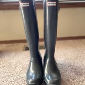 Grey Gloss Tall Hunter boots, US SIZE 7